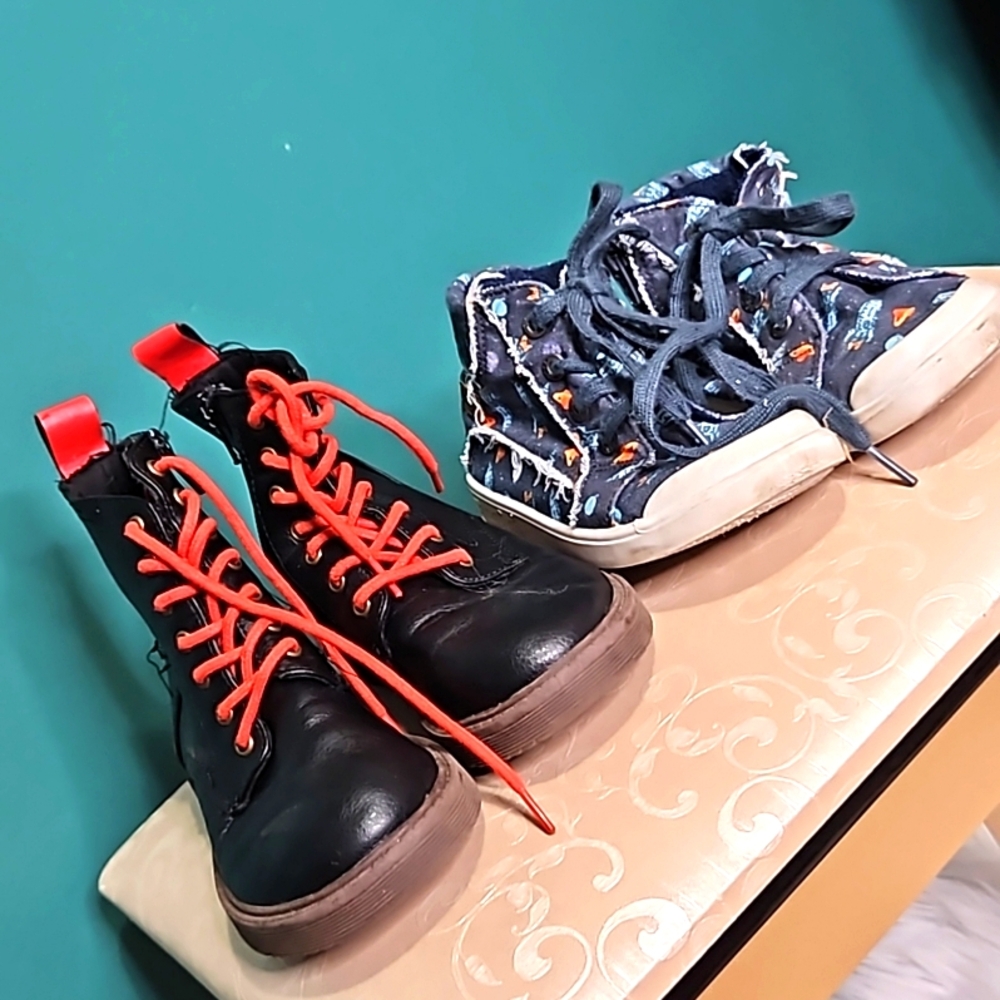4 PER GIRLS SHOES FOR $10